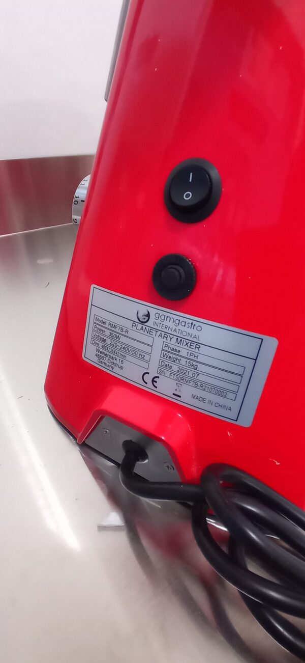 Použité-Kuchynský robot – mixér 7 litrov – červený - Image 2