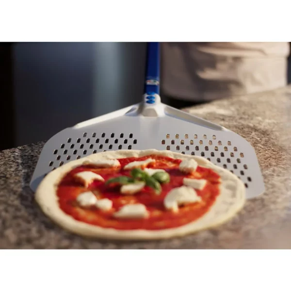 Lopata na pizzu z hliníka - 45 cm - perforovaná - Image 3