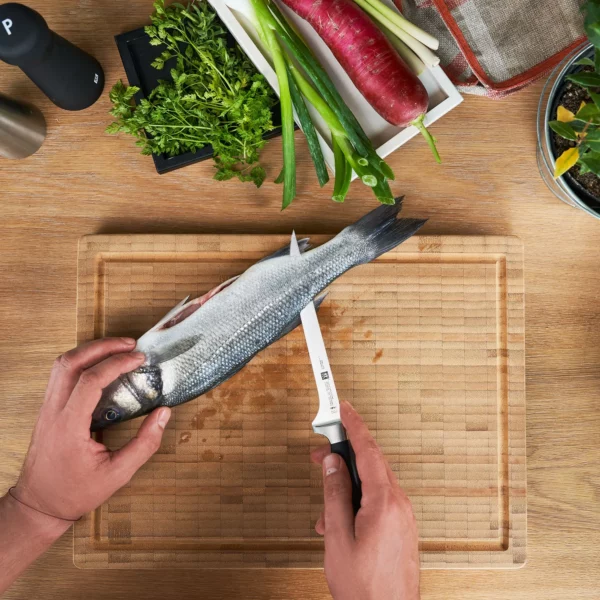 ZWILLING | VIER STERNE - Filetovací nôž - čepeľ: 180mm - Image 10