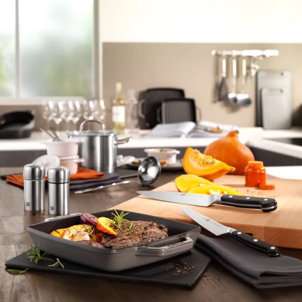ZWILLING | PRO - Kuchársky nôž compact - čepeľ: 140mm - Image 8