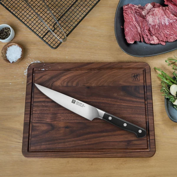ZWILLING | PRO - Nôž na mäso - čepeľ: 160mm - Image 4