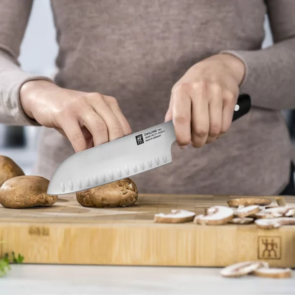 ZWILLING | PRO - Santoku nôž-čepeľ: 180mm - Image 4