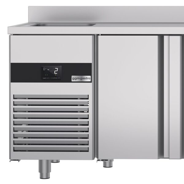 Chladiaci stôl PREMIUM - 1900x700mm - s 3 dvierkami, 1 umývadlom vľavo a podstavcom - Image 5