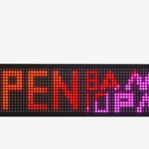 Programovateľný LED displej P10 s plnofarebným flexibilným digitálnym posúvacím panelom, DIY zobrazovacia tabuľa s vlastným textovým vzorom, GIF a ovládaním pomocou aplikácie Bluetooth (1310 x 190 x 55 mm)