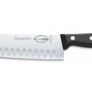Santoku Dick lisovaný so špeciálnym výbrusom zo série Superior v dĺžke 18 cm