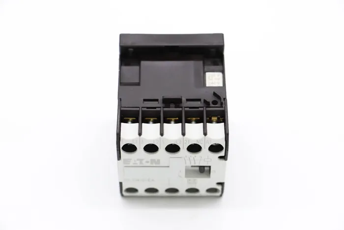 M700 - Stýkač 220V 4Kw – Obrázok 2